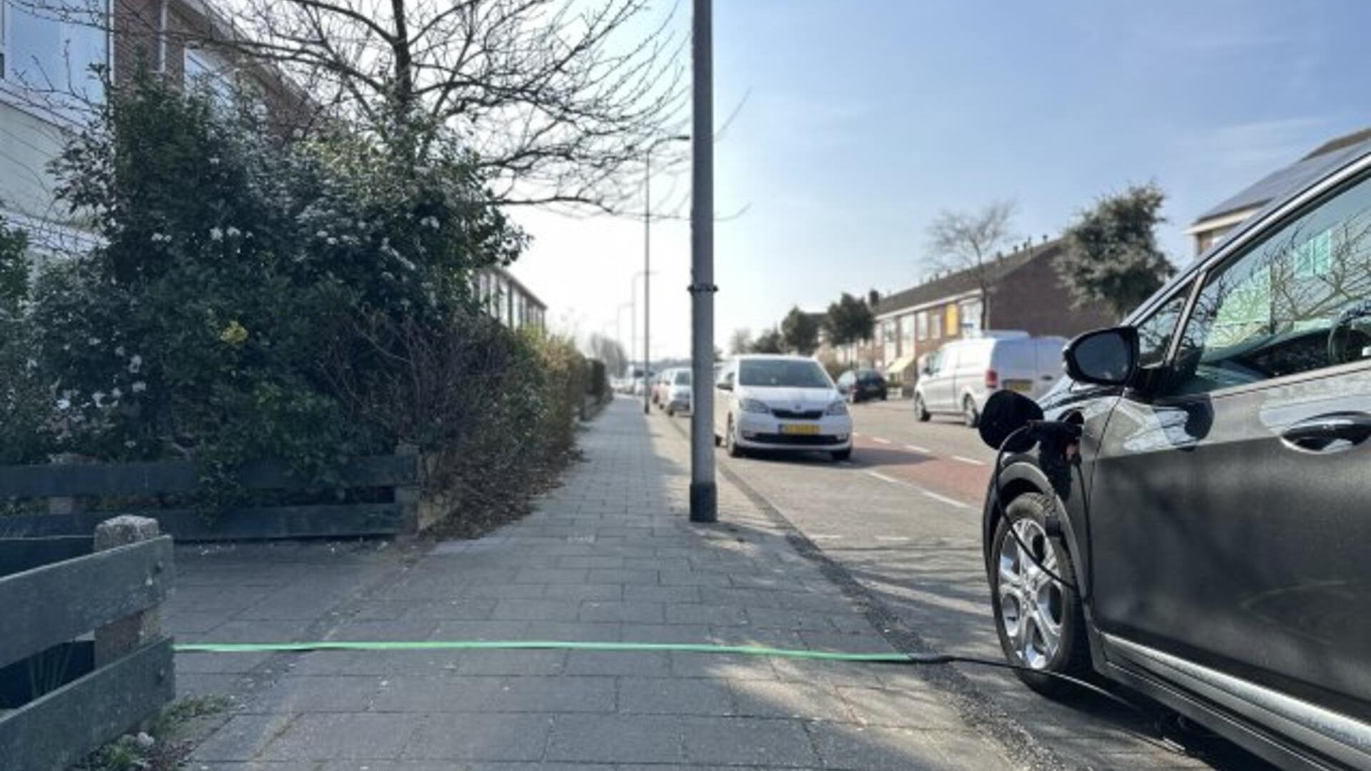 Platte laadkabel toegestaan in Hellendoorn.